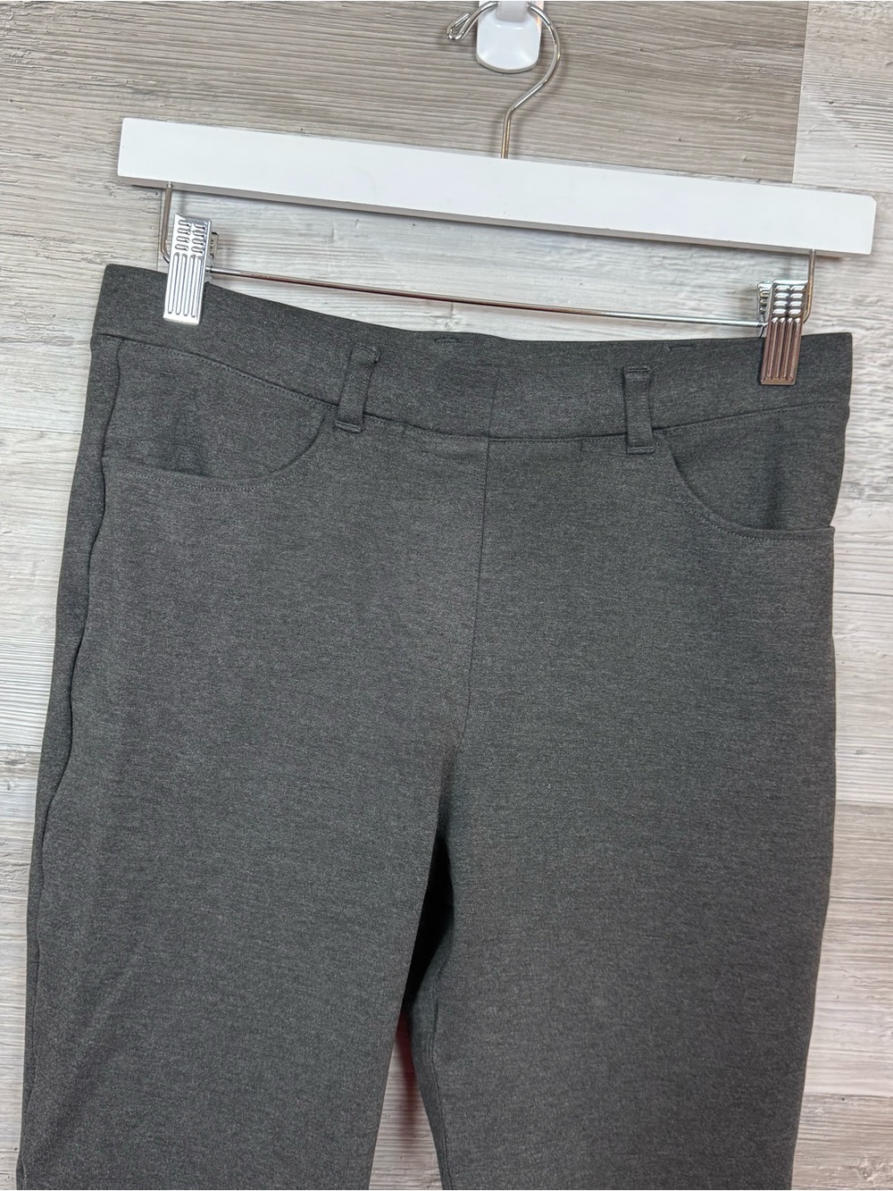 Quince Ultra-Stretch Ponte Straight Leg 4-Pocket Pant Charcoal Gray S Petite - Picture 4 of 8